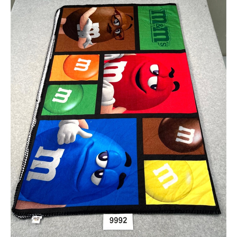 M&M's World‎ Plush Throw Blanket One Size Multicolor Colorblock Character Panels